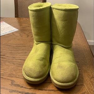 Green Short Uggs